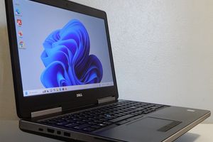 Dell Precision 7510-Xeon E3-1545M v5 2.9 GHz, 32 GB RAM, 1 TB SSD|NVIDIA & Iris Pro|Win. 11 Pro